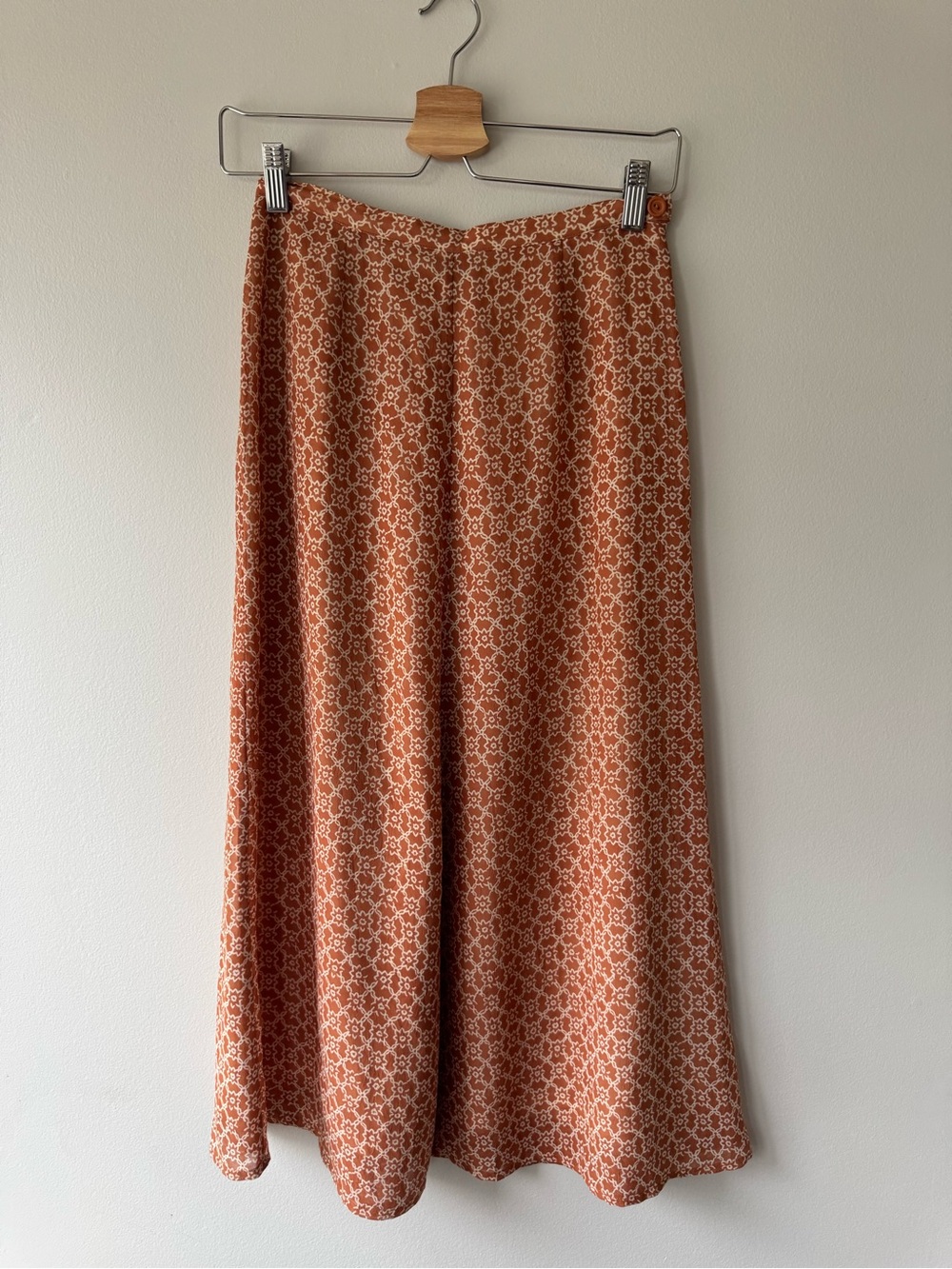 Women's Midi Skirt in Rust Floral Print